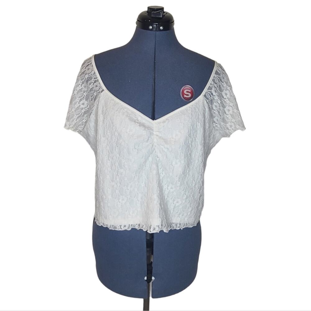 Abound lace v-neck plus size crop blouse white NWOT 2X